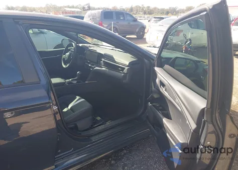 2026 Toyota Camry Se from USA, damaged, VIN 4T1DAACK1TU223366